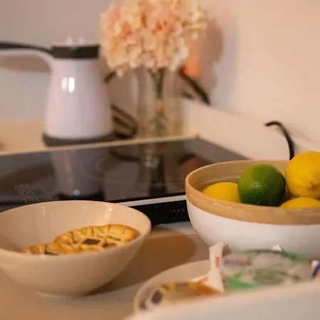 Hiska Soncni Hrib. *